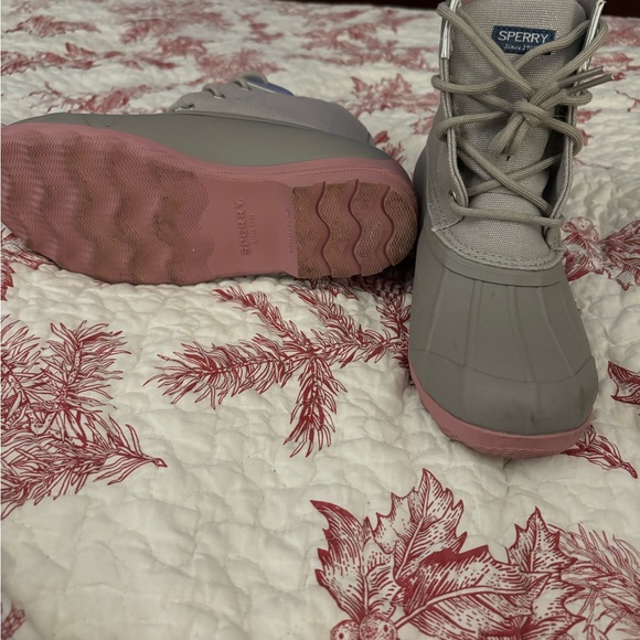 Sperry waterproof grey/silver boots, used 1 time , in perfect condition - Picture 5 of 5